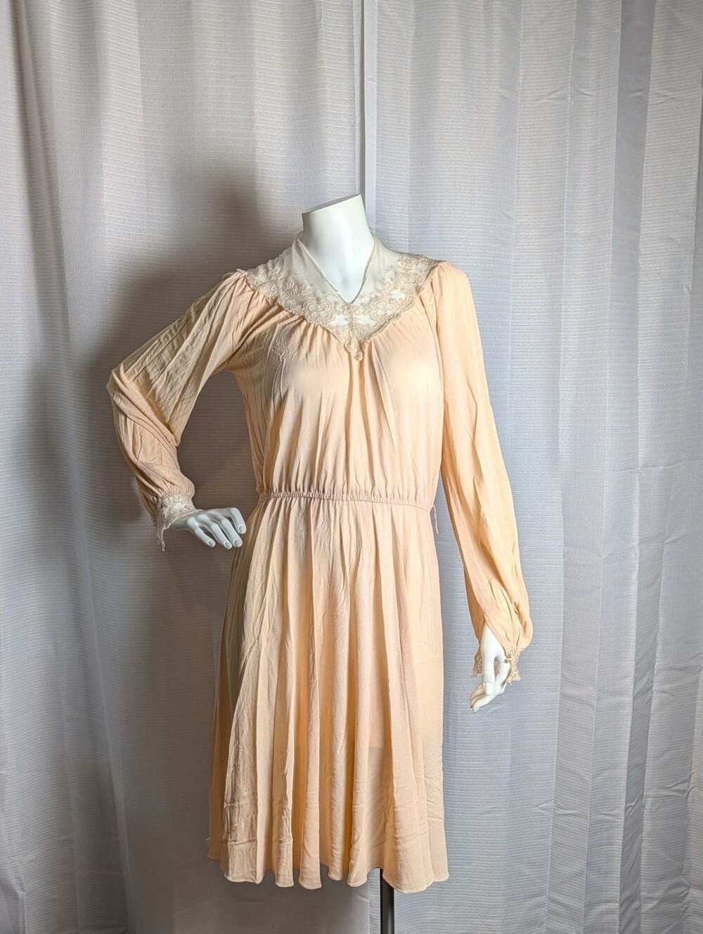 Vintage Casadei Peach Long Sleeve Midi Dress with Lace Detail